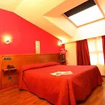 Virgen De Covadonga 3* Onís
