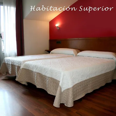 Virgen De Covadonga فندق Onís