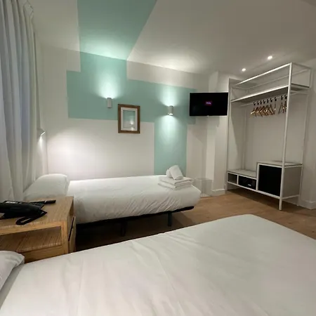 فندق Virgen De Covadonga 3*