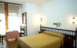 Virgen De Covadonga Hotel Onís