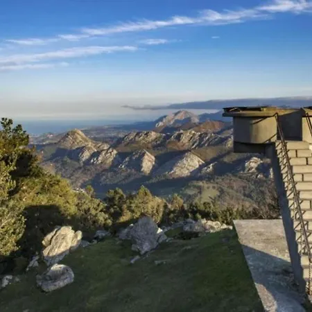 فندق Virgen De Covadonga Onís