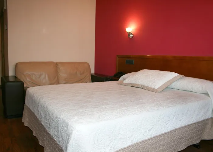 Virgen De Covadonga 3* Onís