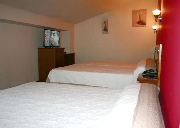 Hotel Virgen De Covadonga 3*