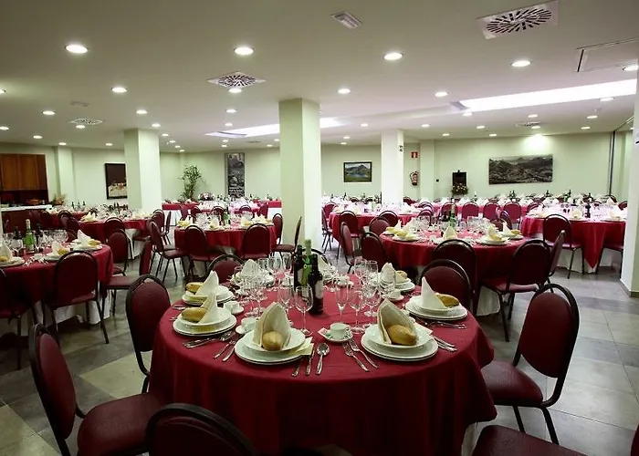 Virgen De Covadonga Hotel Onís